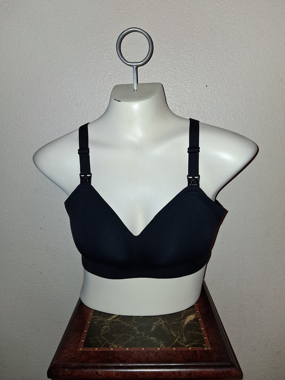 Momcozy Wireless Black Maternity/Nursing Bra with Clip-Down Straps Medium C/D